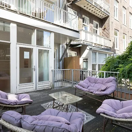 Canal View With Private Balcony *